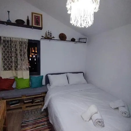 Illyrian Pensión Tirana